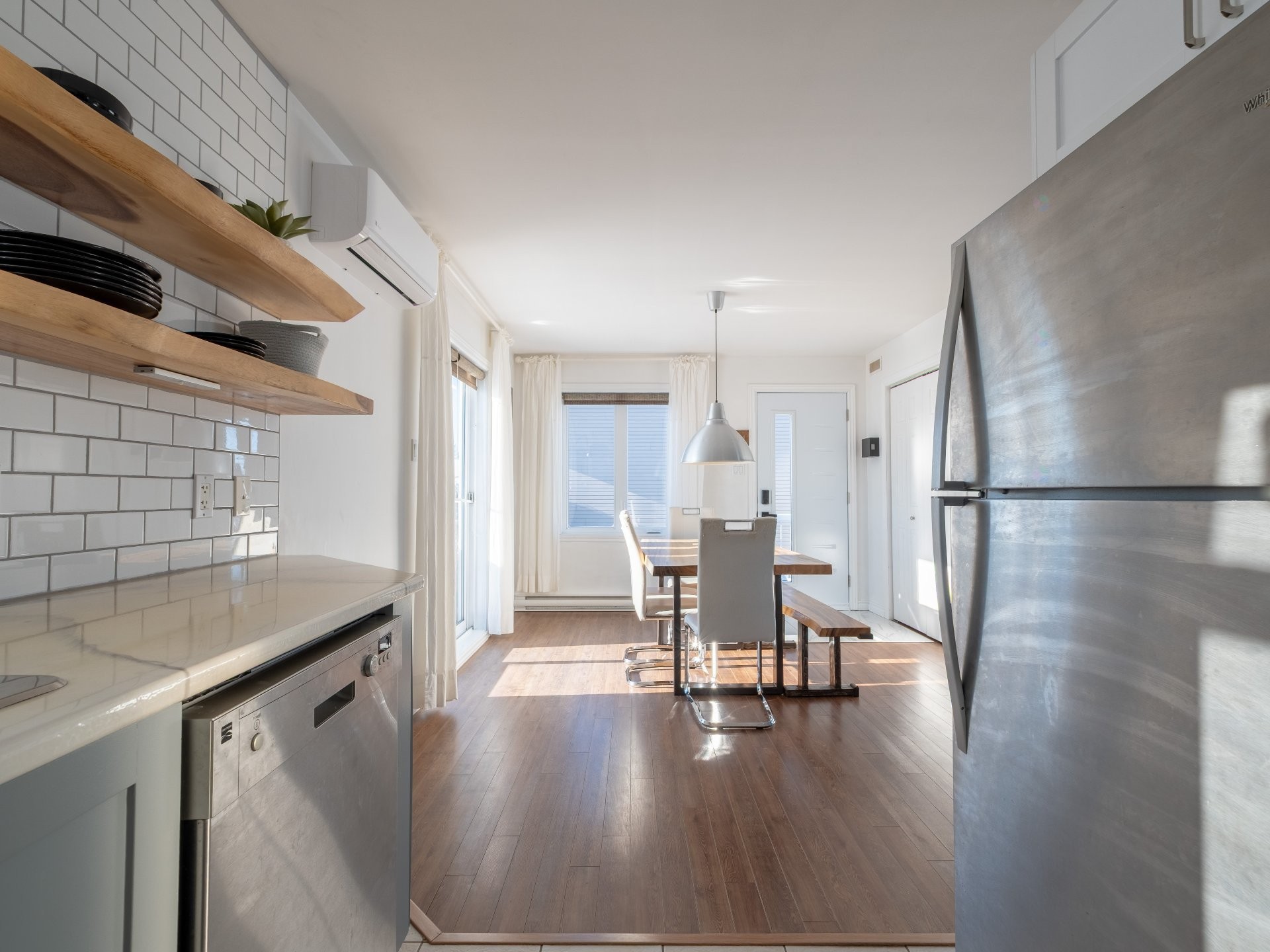 









93


Rue Guilbault

,
Yamaska,




QC
J0G1X0

