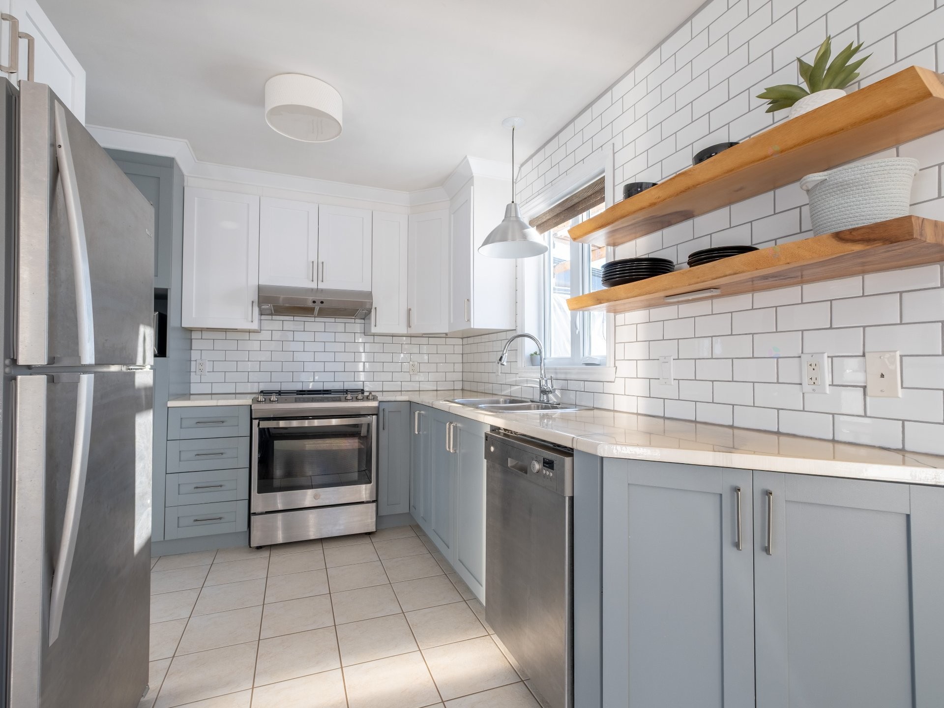 









93


Rue Guilbault

,
Yamaska,




QC
J0G1X0

