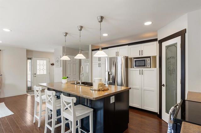 









169


Greentree

DR,
Grunthal,




MB
R0A 0R0

