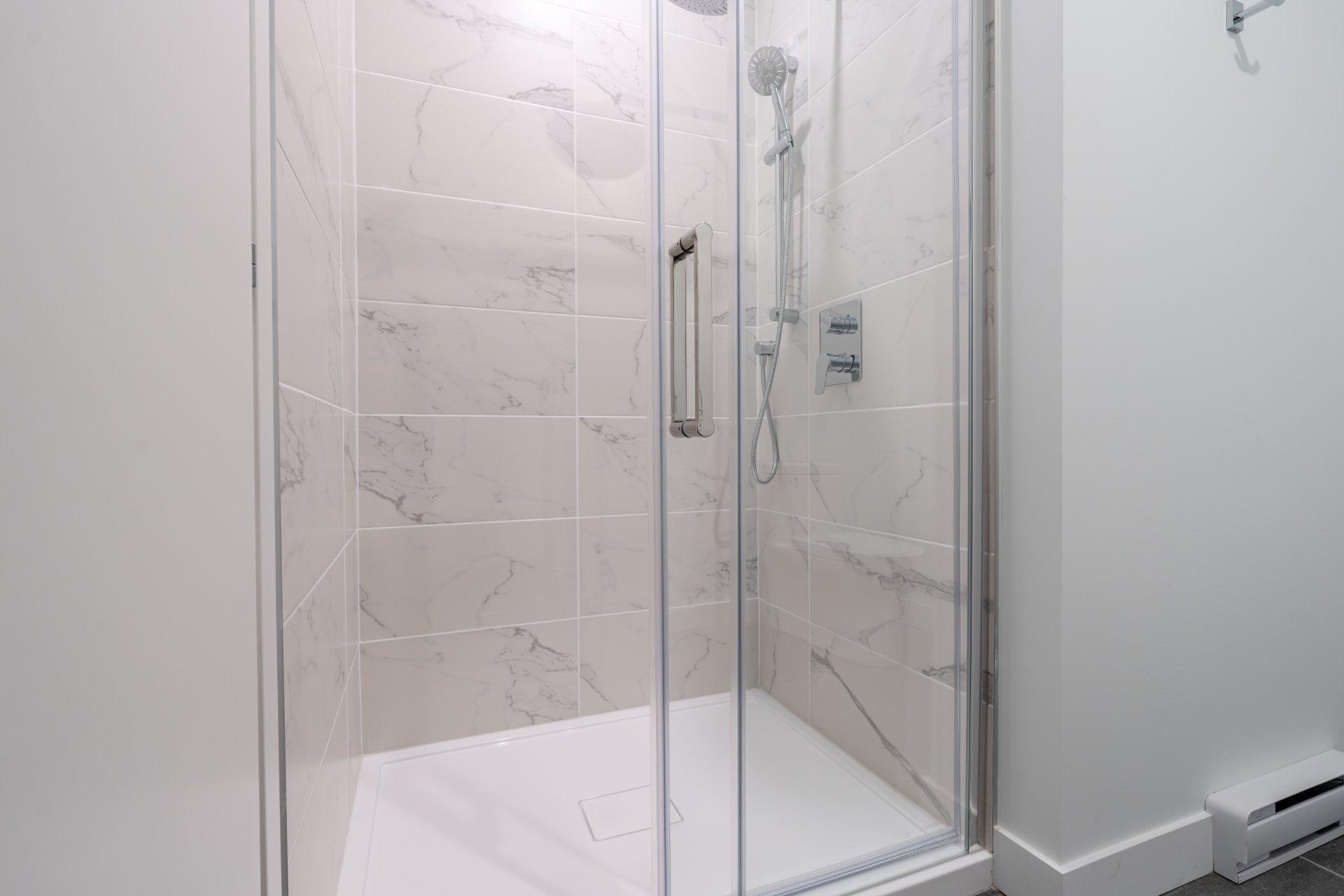 









1001


Rue Lucien-L'Allier

, 4502,
Montréal (Ville-Marie),




QC
H3G0G7

