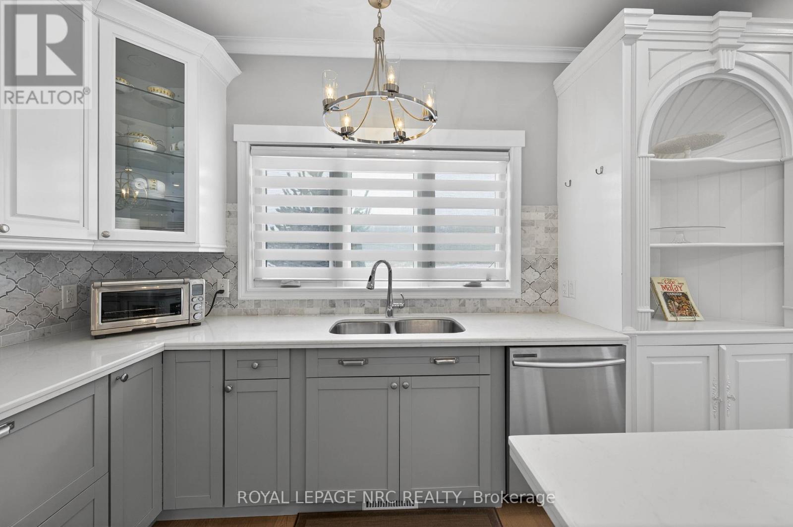 












50858 O'REILLY'S ROAD S

,
Wainfleet (Marshville/Winger),




Ontario
L0S1V0

