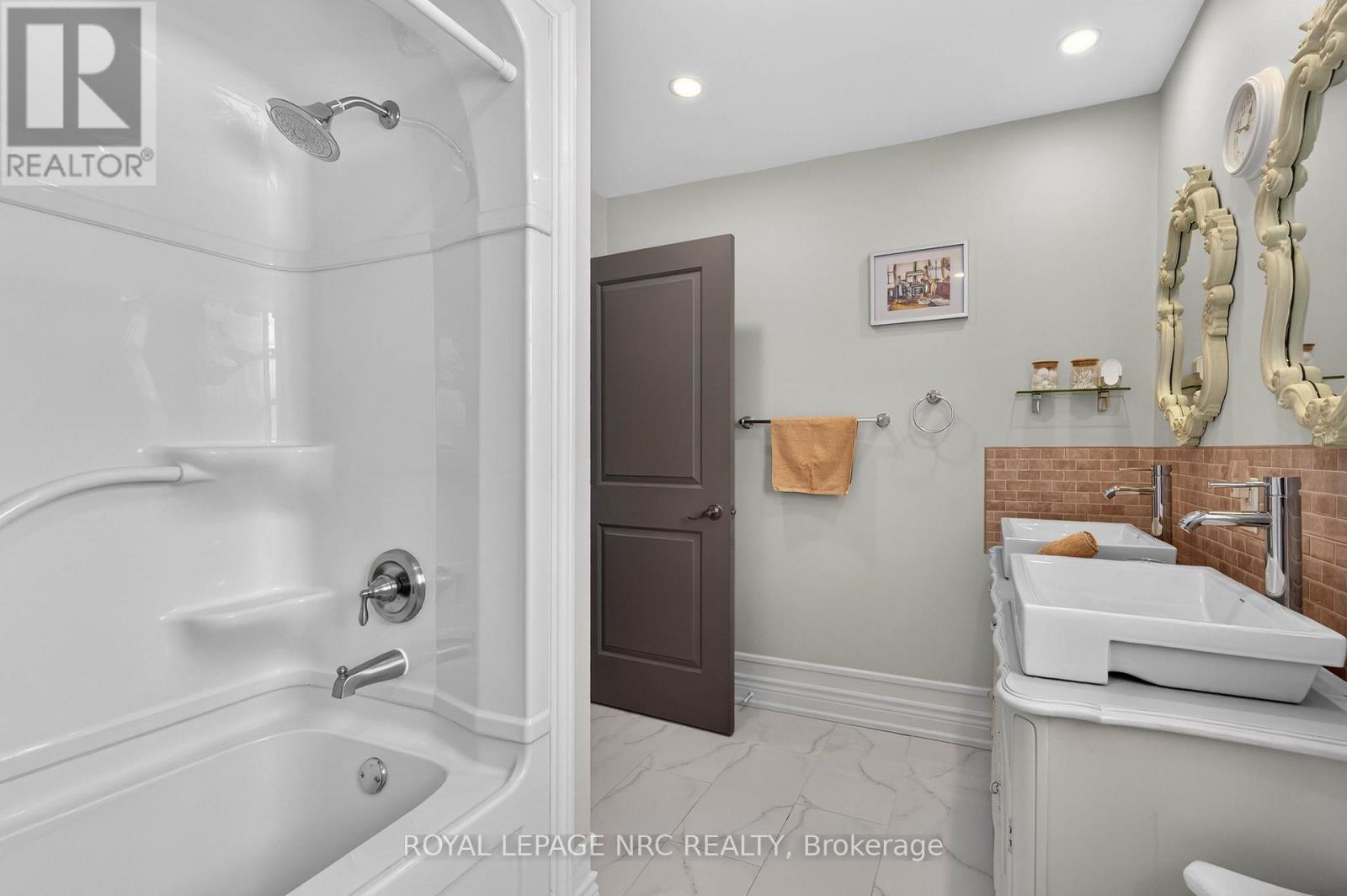 












50858 O'REILLY'S ROAD S

,
Wainfleet (Marshville/Winger),




Ontario
L0S1V0

