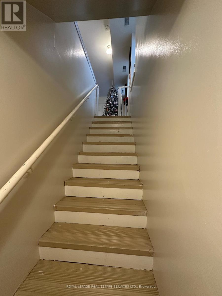 












205 - 10055 KEELE STREET

,
Vaughan,




Ontario
L6A1R7

