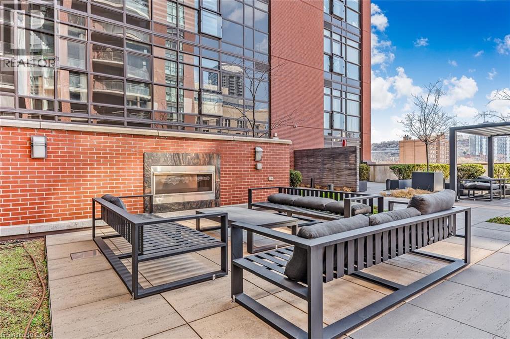 












118 KING Street E Unit# 415

,
Hamilton,




Ontario
L8N0A9

