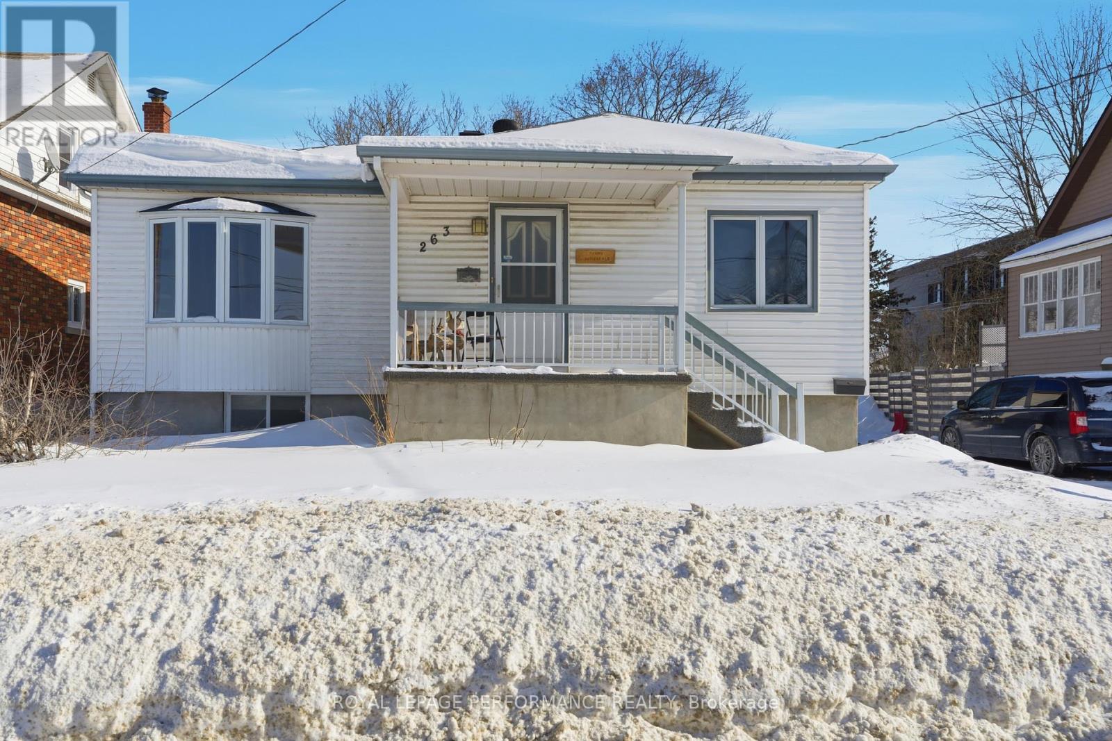 












263 CAMERON STREET

,
Hawkesbury,




Ontario
K6A2B3

