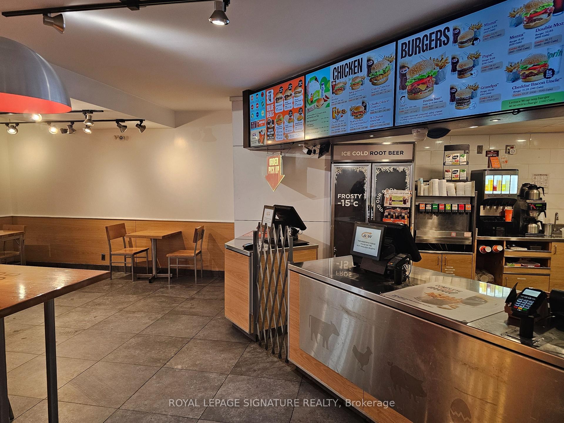 









500


Bloor

Street West,
Toronto,




ON
M5S 1Y3

