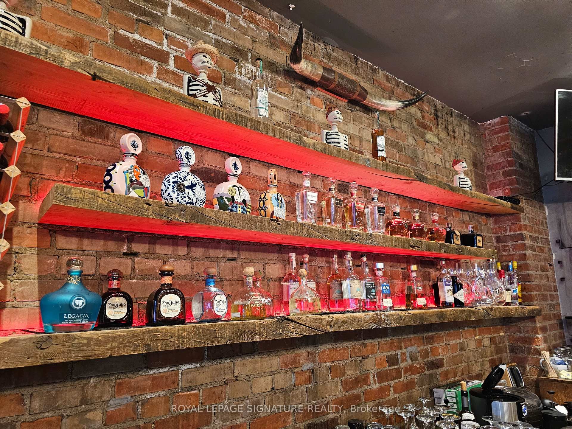 









405


Jane

Street,
Toronto,




ON
M6S 3Z6

