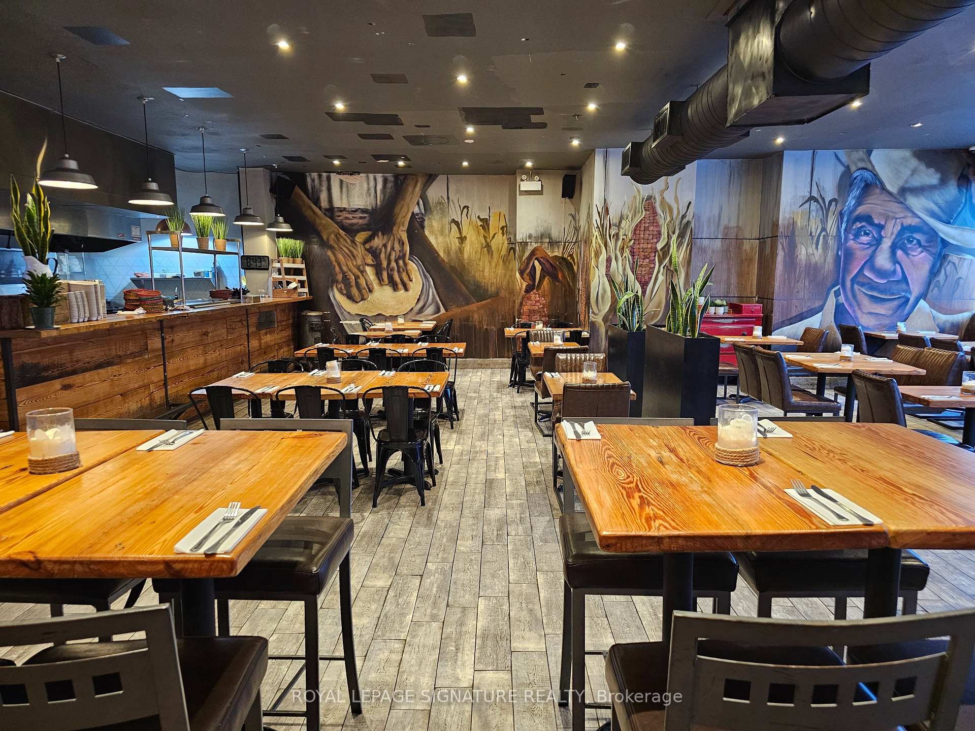 









405


Jane

Street,
Toronto,




ON
M6S 3Z6

