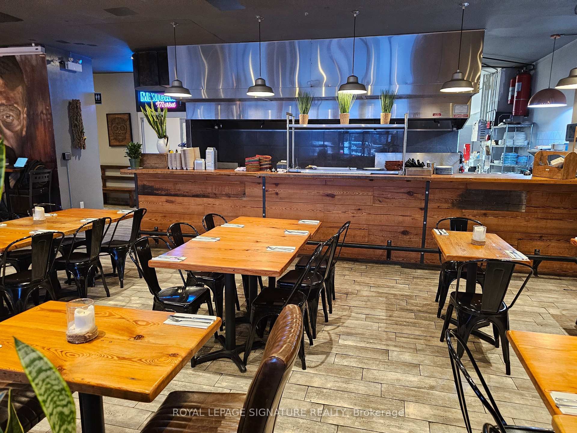 









405


Jane

Street,
Toronto,




ON
M6S 3Z6

