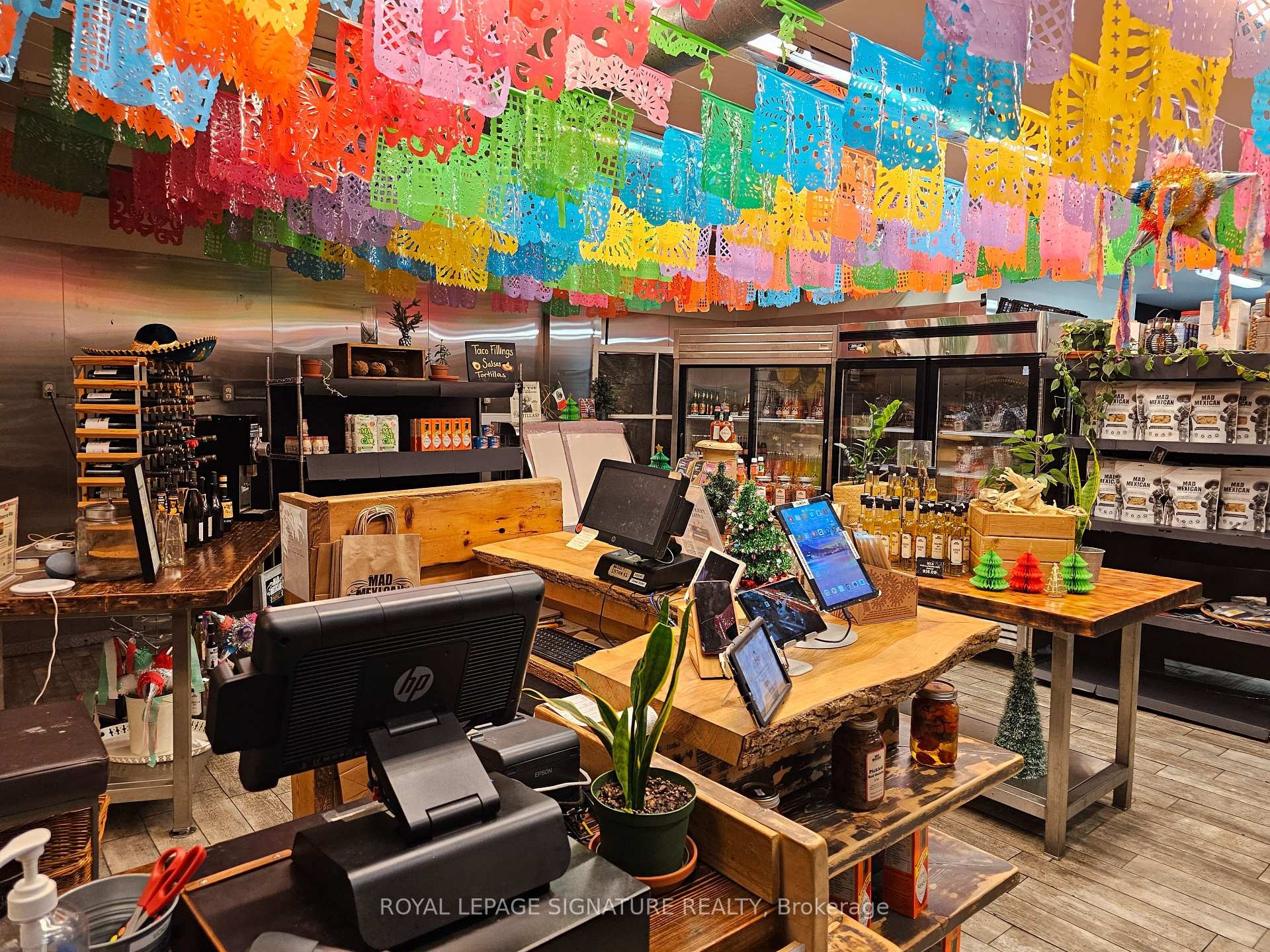 









405


Jane

Street,
Toronto,




ON
M6S 3Z6

