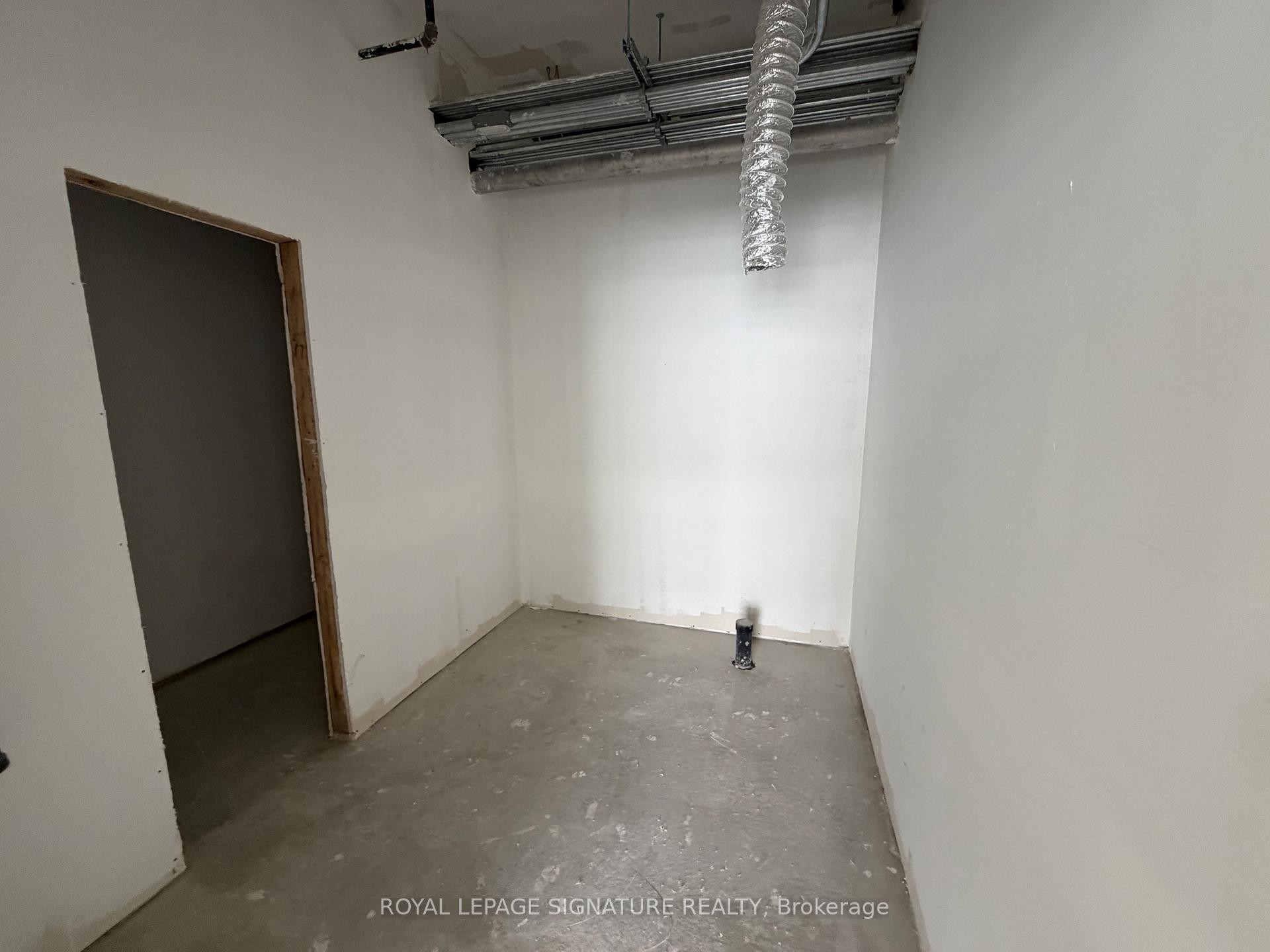 









220


Dissette

Street, 3,
Bradford West Gwillimbury,




ON
L3Z 3G8

