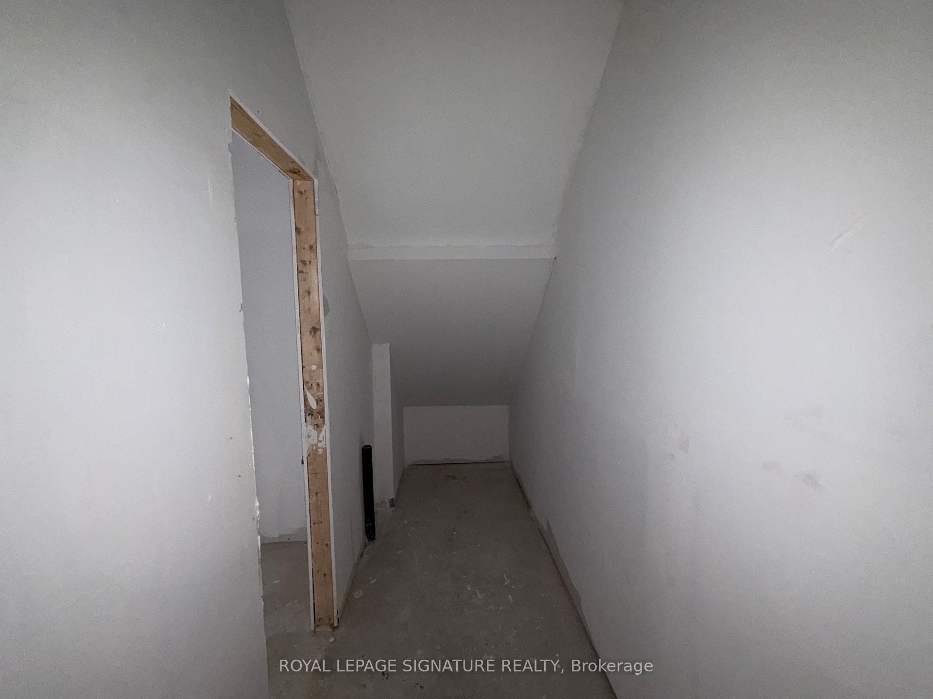 









220


Dissette

Street, 3,
Bradford West Gwillimbury,




ON
L3Z 3G8

