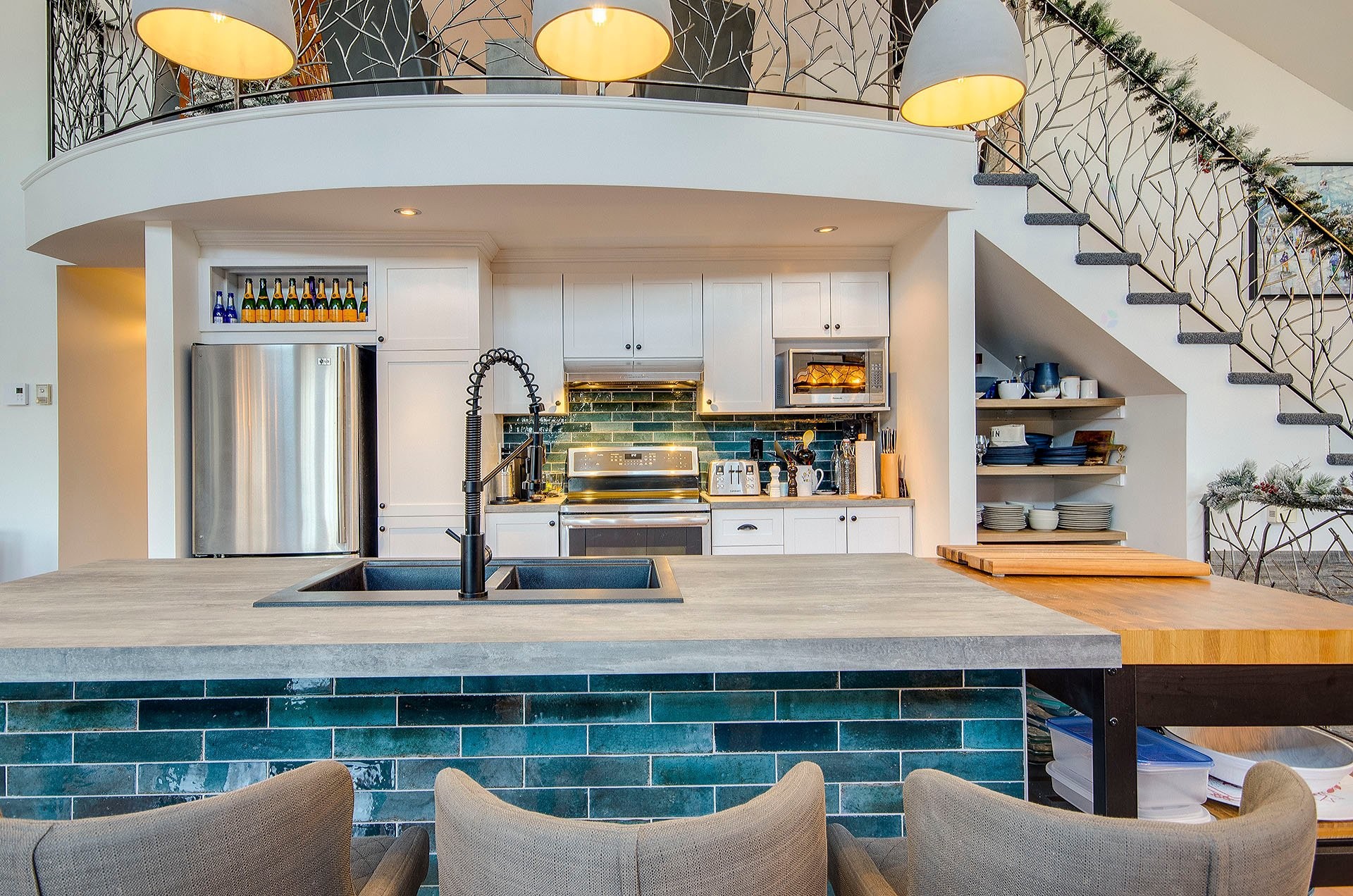 









138


Ch. Duhamel

,
Sutton,




QC
J0E2K0

