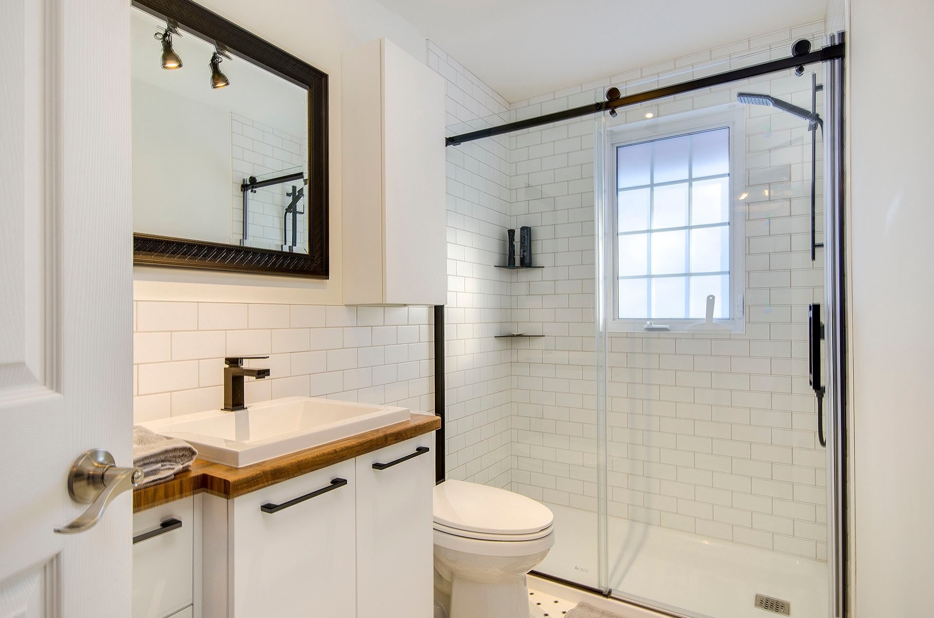 









138


Ch. Duhamel

,
Sutton,




QC
J0E2K0

