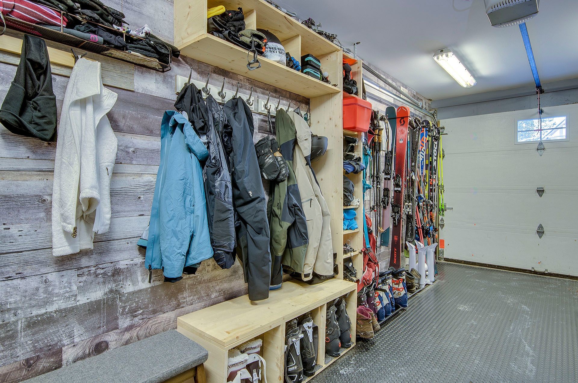 









138


Ch. Duhamel

,
Sutton,




QC
J0E2K0

