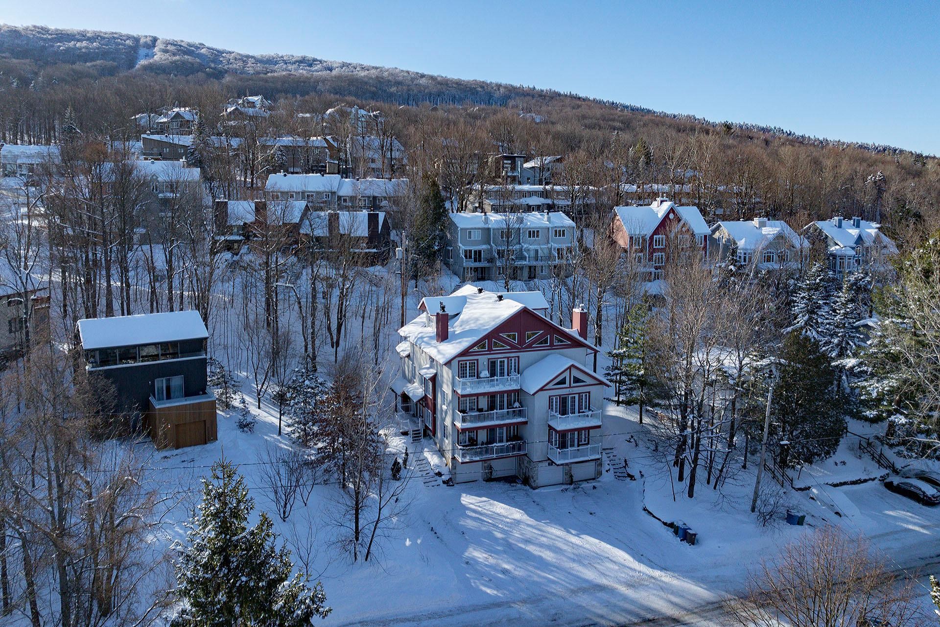 









138


Ch. Duhamel

,
Sutton,




QC
J0E2K0

