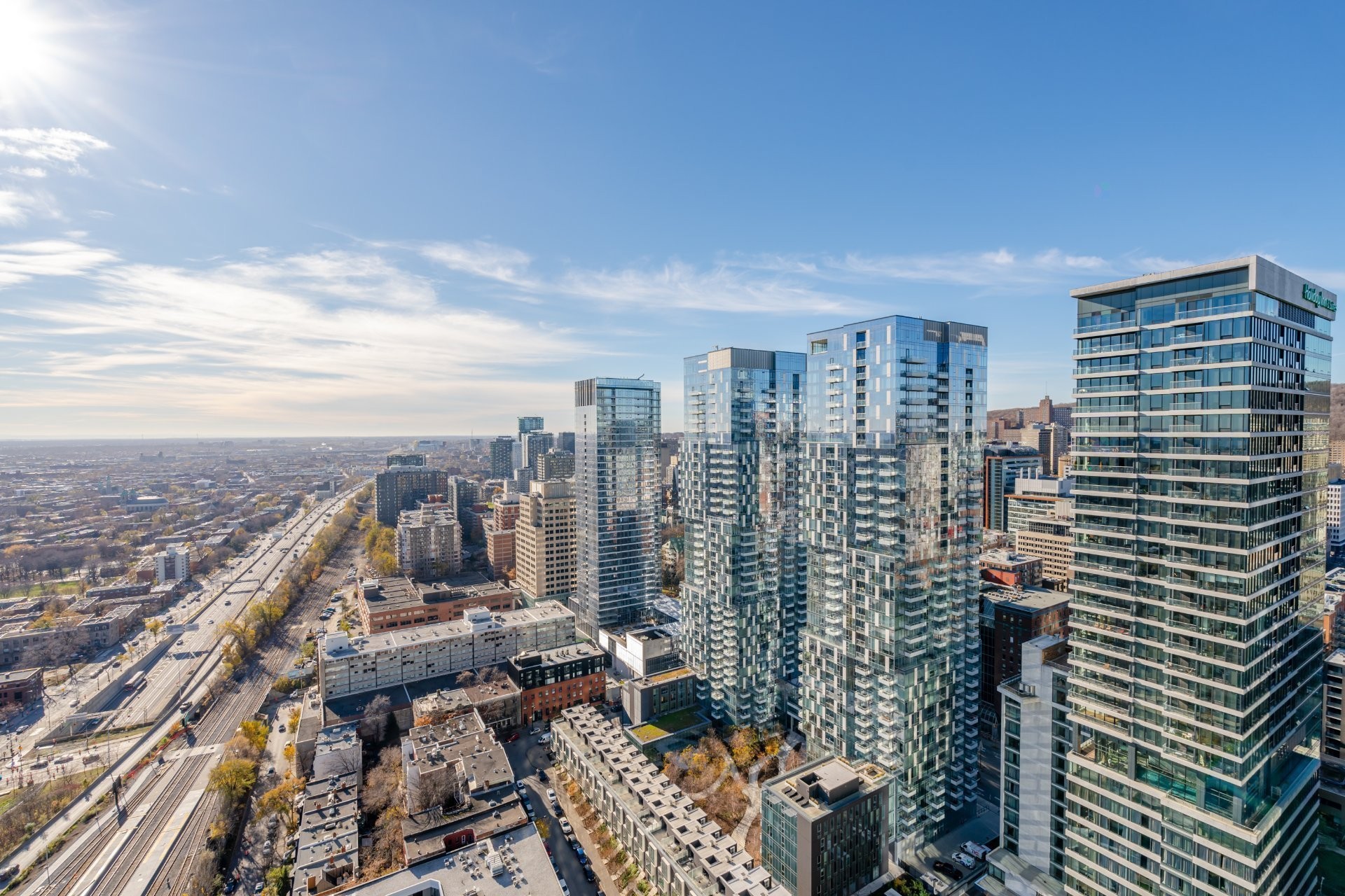 









1001


Rue Lucien-L'Allier

, 1818,
Montréal (Ville-Marie),




QC
H3G0G7

