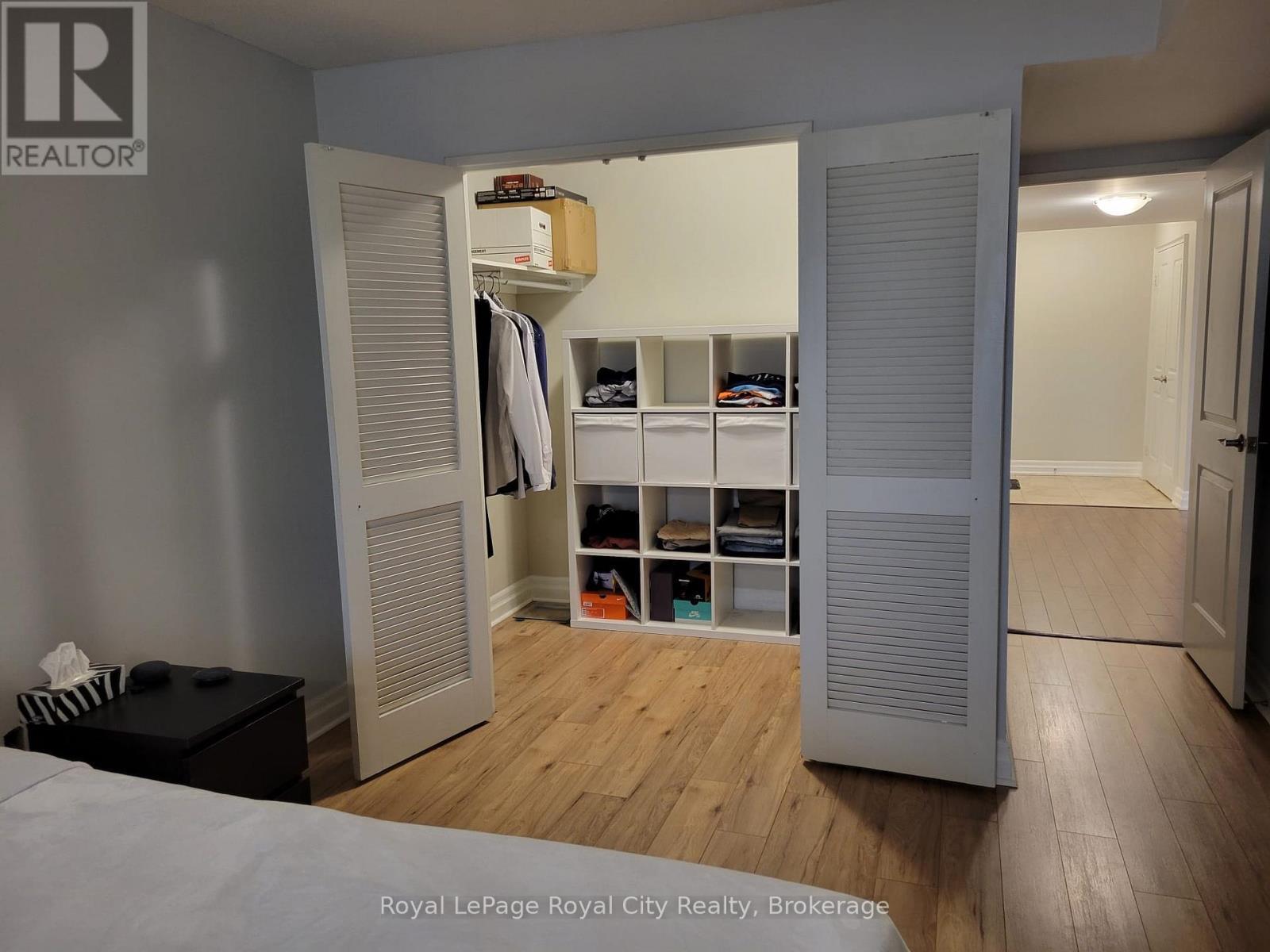 












608 - 55 YARMOUTH STREET

,
Guelph (Downtown),




Ontario
N1H7R4

