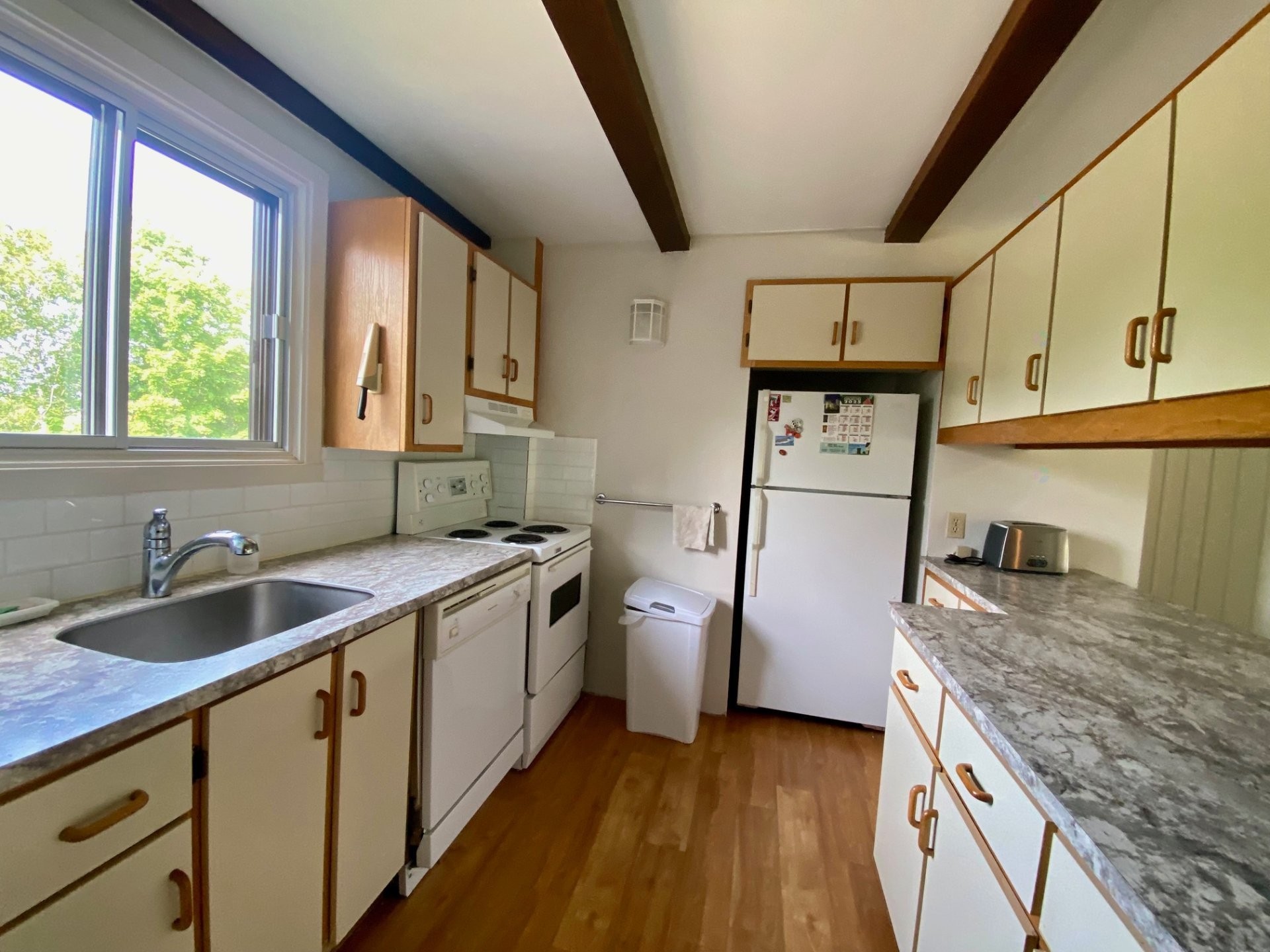 









280


Rue de Grenoble

, 10,
Sainte-Adèle,




QC
J8B2X3

