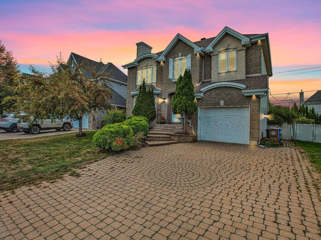 









1003


Rue Basile-Routhier

,
Repentigny (Repentigny),




QC
J5Y3Y9

