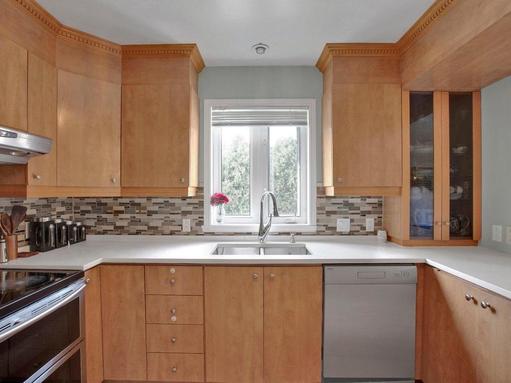 









1003


Rue Basile-Routhier

,
Repentigny (Repentigny),




QC
J5Y3Y9

