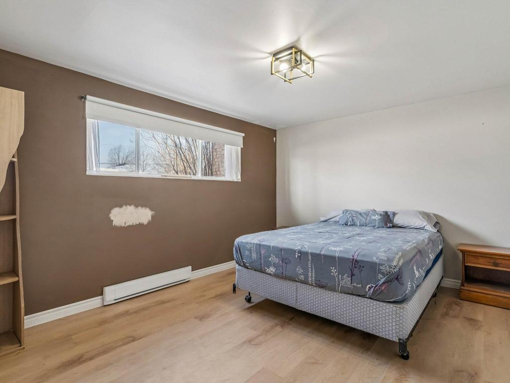 









1402


Route 158

,
Saint-Thomas,




QC
J0K3L0

