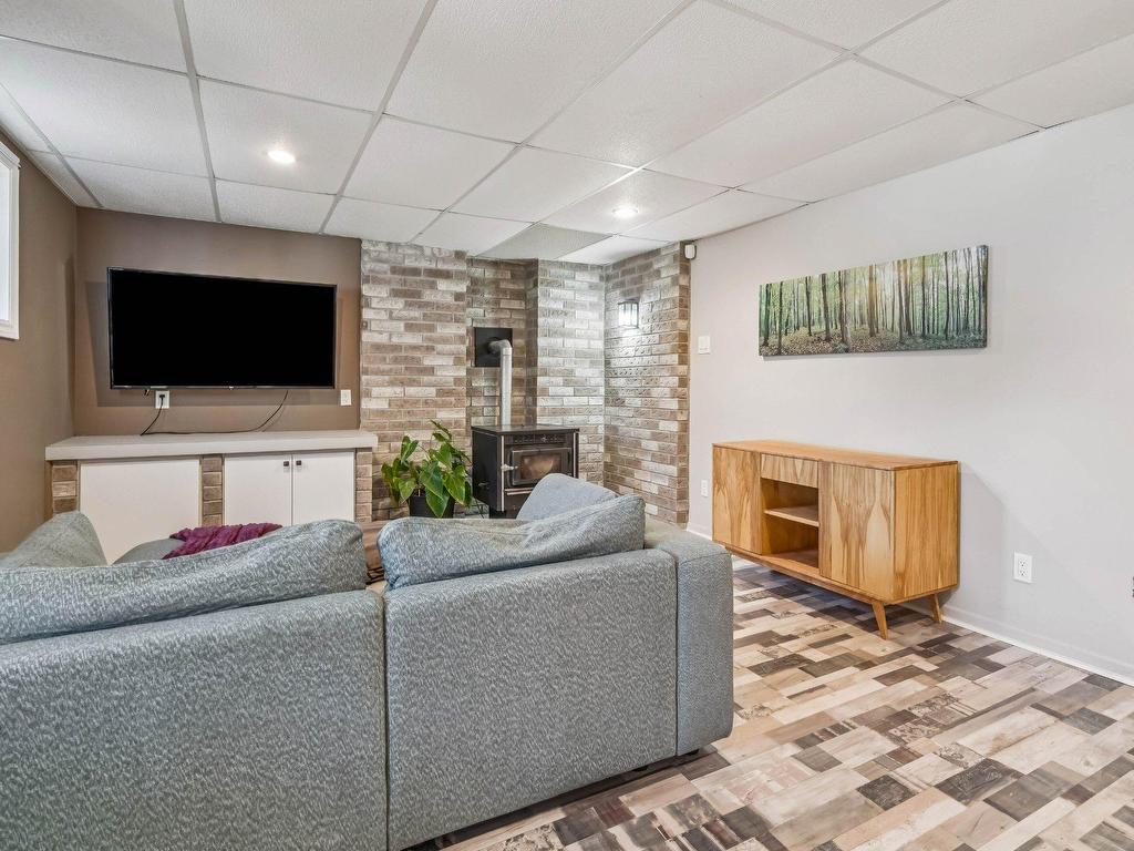 









1402


Route 158

,
Saint-Thomas,




QC
J0K3L0

