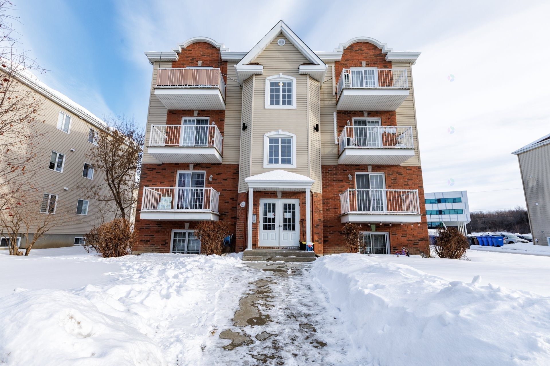 









922


Rue de Clichy

, 2,
Vaudreuil-Dorion,




QC
J7V0B2

