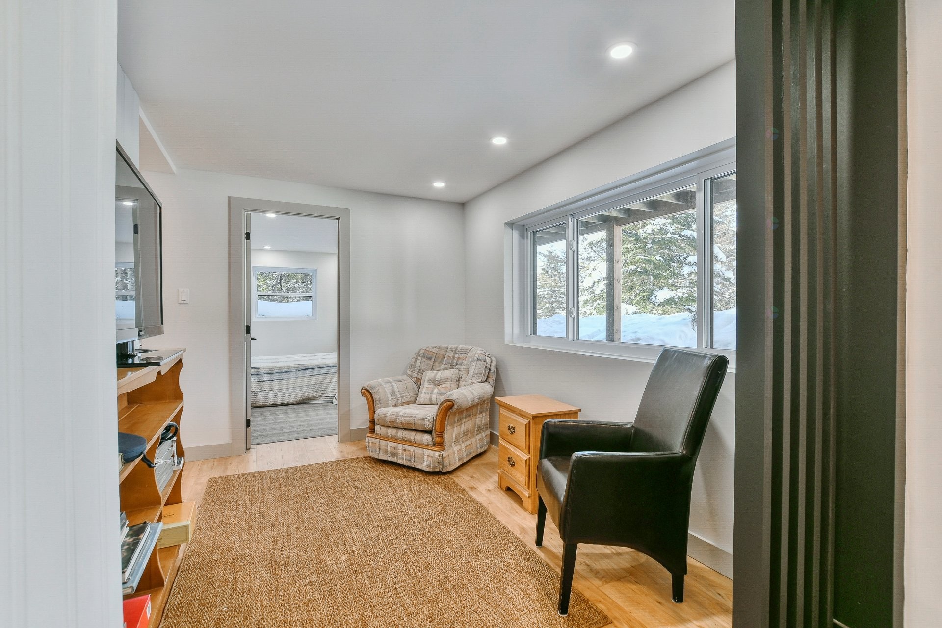 









2014


Ch. du Lac-Quenouille

,
Val-des-Lacs,




QC
J0T2P0

