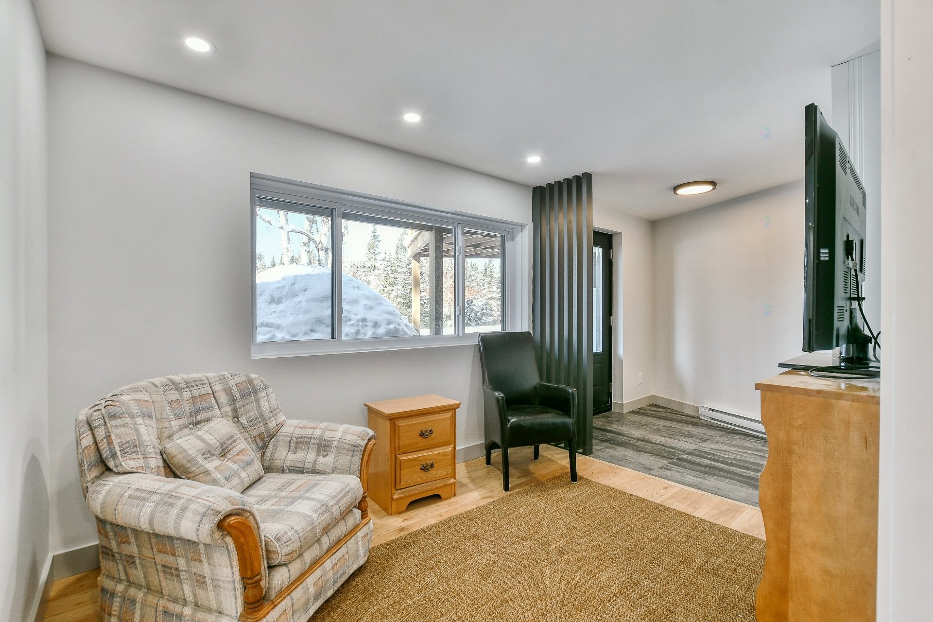 









2014


Ch. du Lac-Quenouille

,
Val-des-Lacs,




QC
J0T2P0

