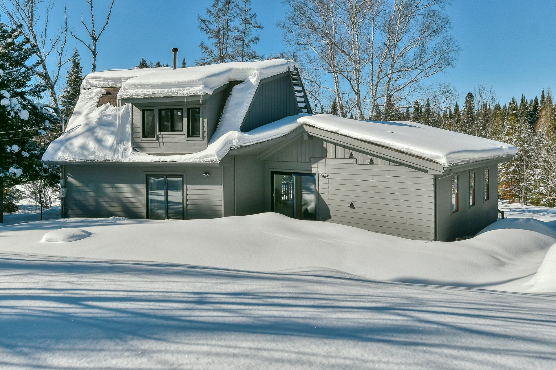 









2014


Ch. du Lac-Quenouille

,
Val-des-Lacs,




QC
J0T2P0

