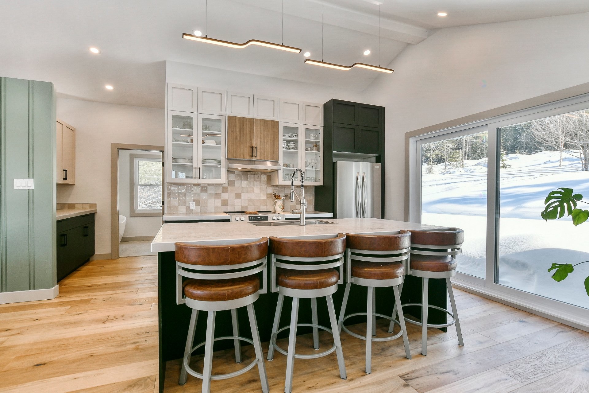 









2014


Ch. du Lac-Quenouille

,
Val-des-Lacs,




QC
J0T2P0

