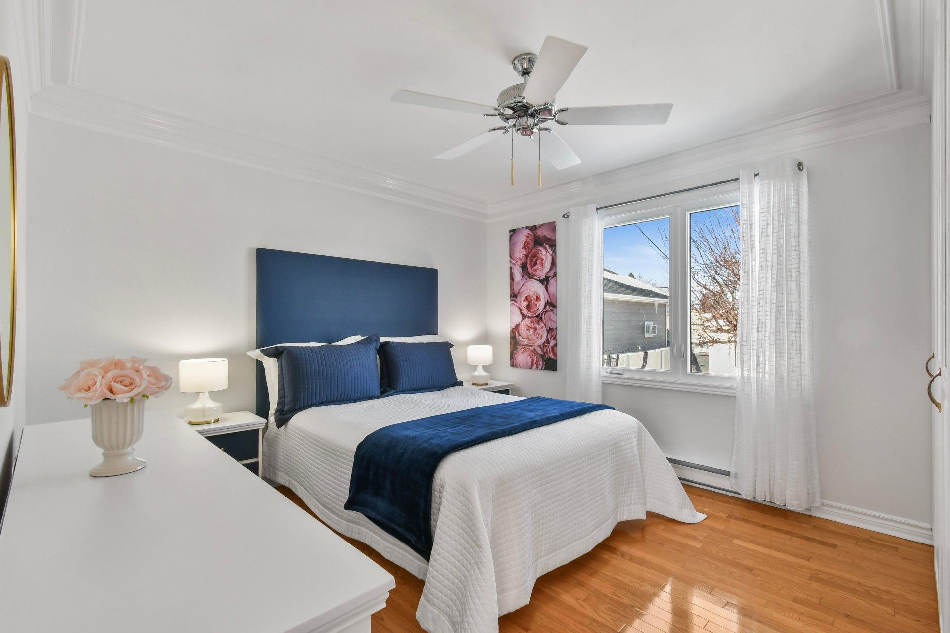 









92


Rue Latour

,
Saint-Constant,




QC
J5A1E6

