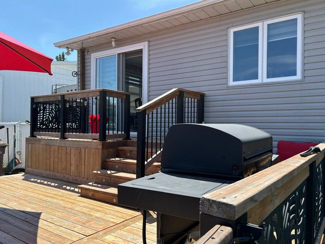 









92


Rue Latour

,
Saint-Constant,




QC
J5A1E6

