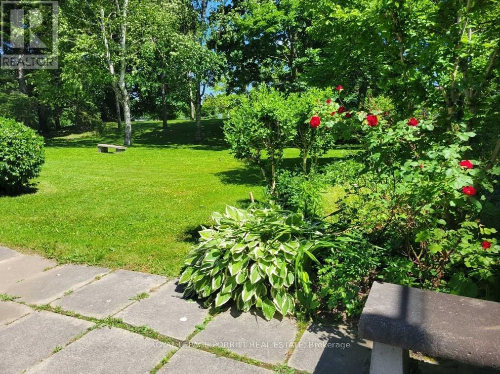 












907 - 1535 LAKESHORE ROAD E

,
Mississauga,




Ontario
L5E3E2

