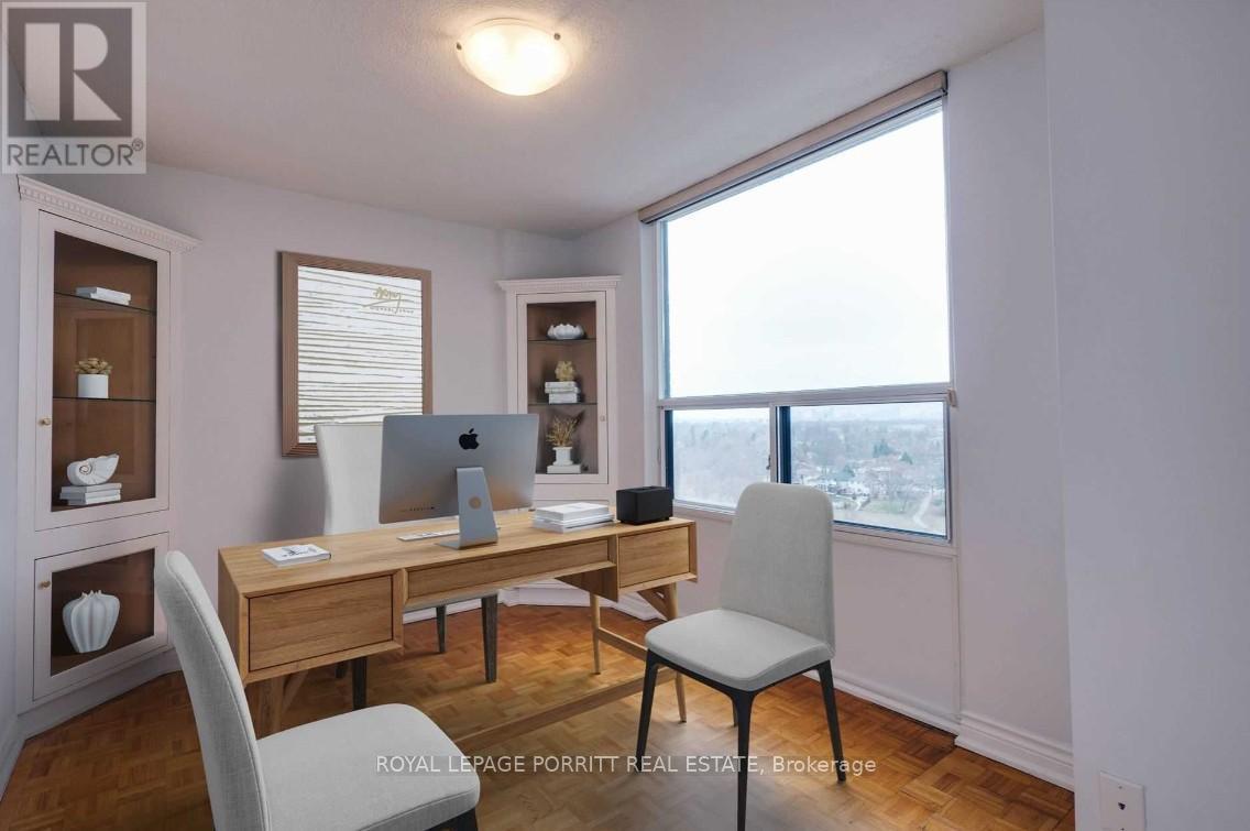 












907 - 1535 LAKESHORE ROAD E

,
Mississauga,




Ontario
L5E3E2

