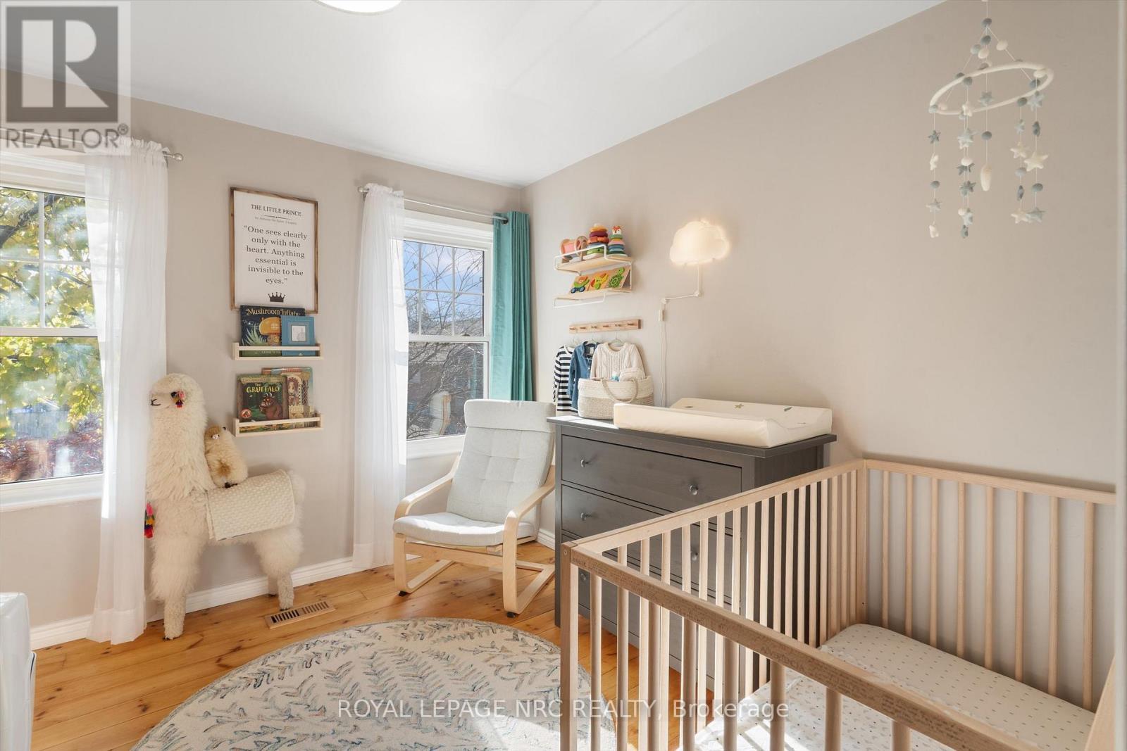 












89 1/2 ALBERT STREET

,
St. Catharines (Downtown),




Ontario
L2R2H2

