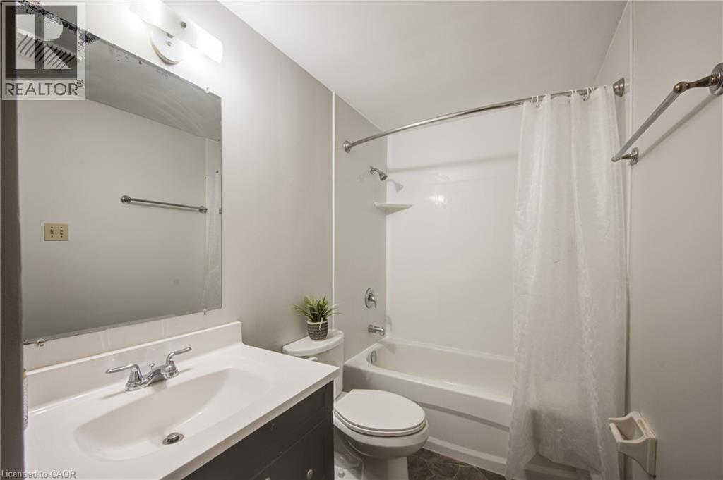 












370 SPRINGBANK Avenue Unit# 7

,
Woodstock,




Ontario
N4T1L3

