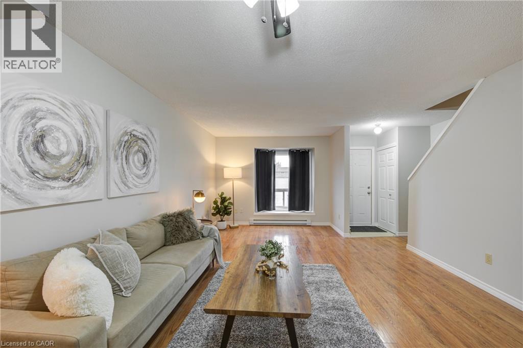 












370 SPRINGBANK Avenue Unit# 7

,
Woodstock,




Ontario
N4T1L3

