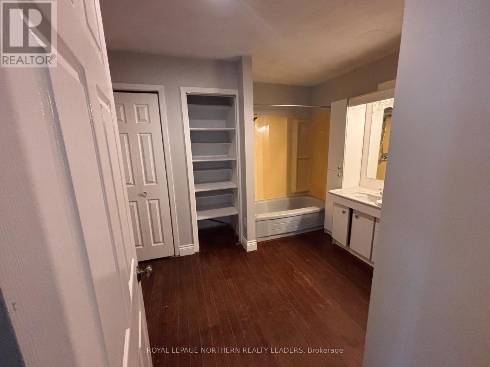 












2343 GENIER ROAD

,
Cochrane,




Ontario
P0L1C0

