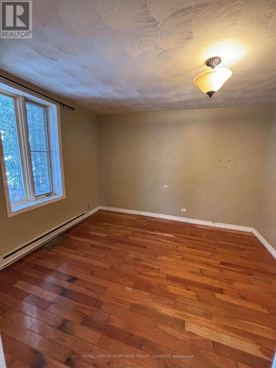 












2343 GENIER ROAD

,
Cochrane,




Ontario
P0L1C0

