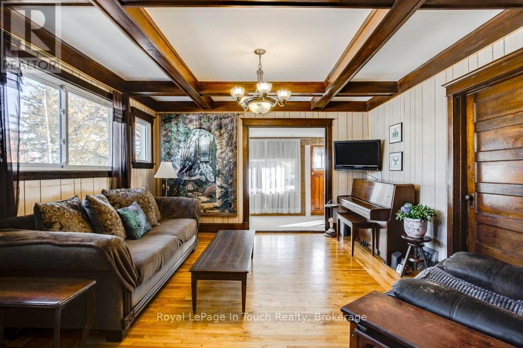 












450 ASSINIBOIA STREET

,
Tay (Port McNicoll),




Ontario
L0K1R0

