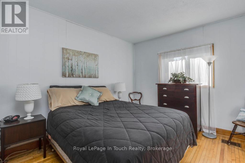 












450 ASSINIBOIA STREET

,
Tay (Port McNicoll),




Ontario
L0K1R0

