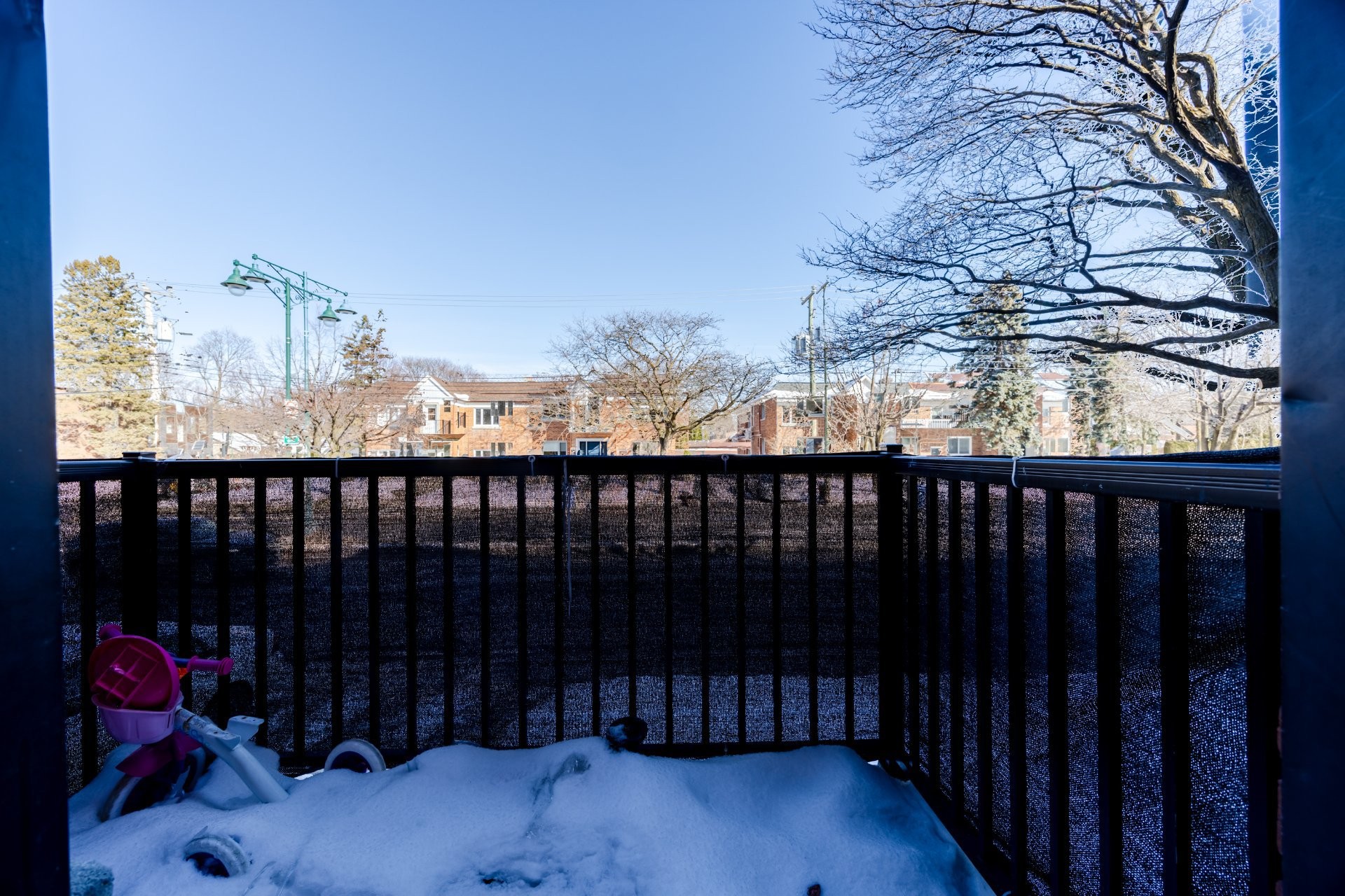 









345


Boul. Graham

, 6,
Mont-Royal,




QC
H3P2C7

