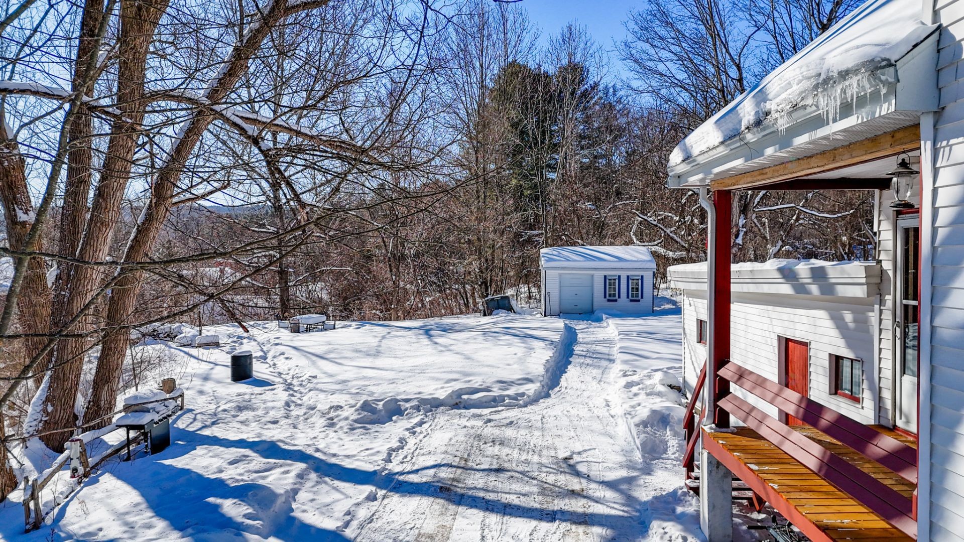 









3


Rue Vertu

,
Windsor,




QC
J1S1N4

