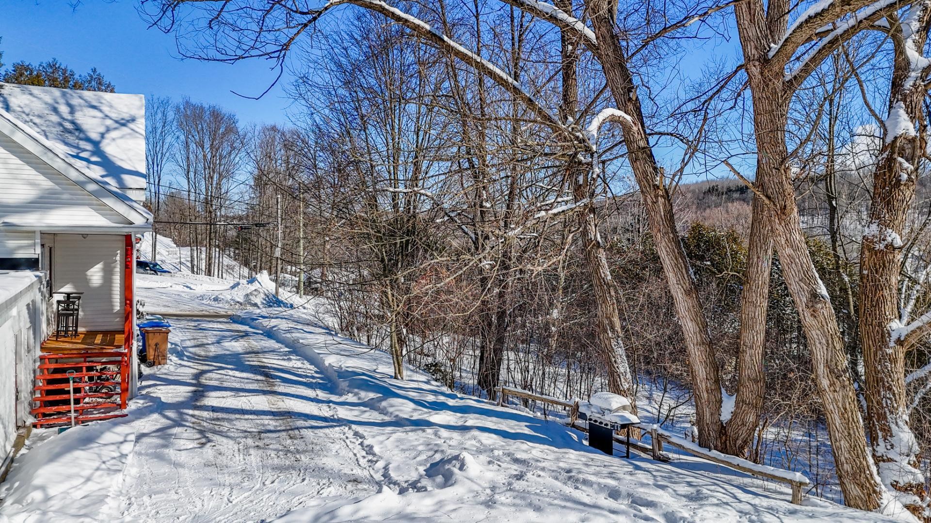 









3


Rue Vertu

,
Windsor,




QC
J1S1N4

