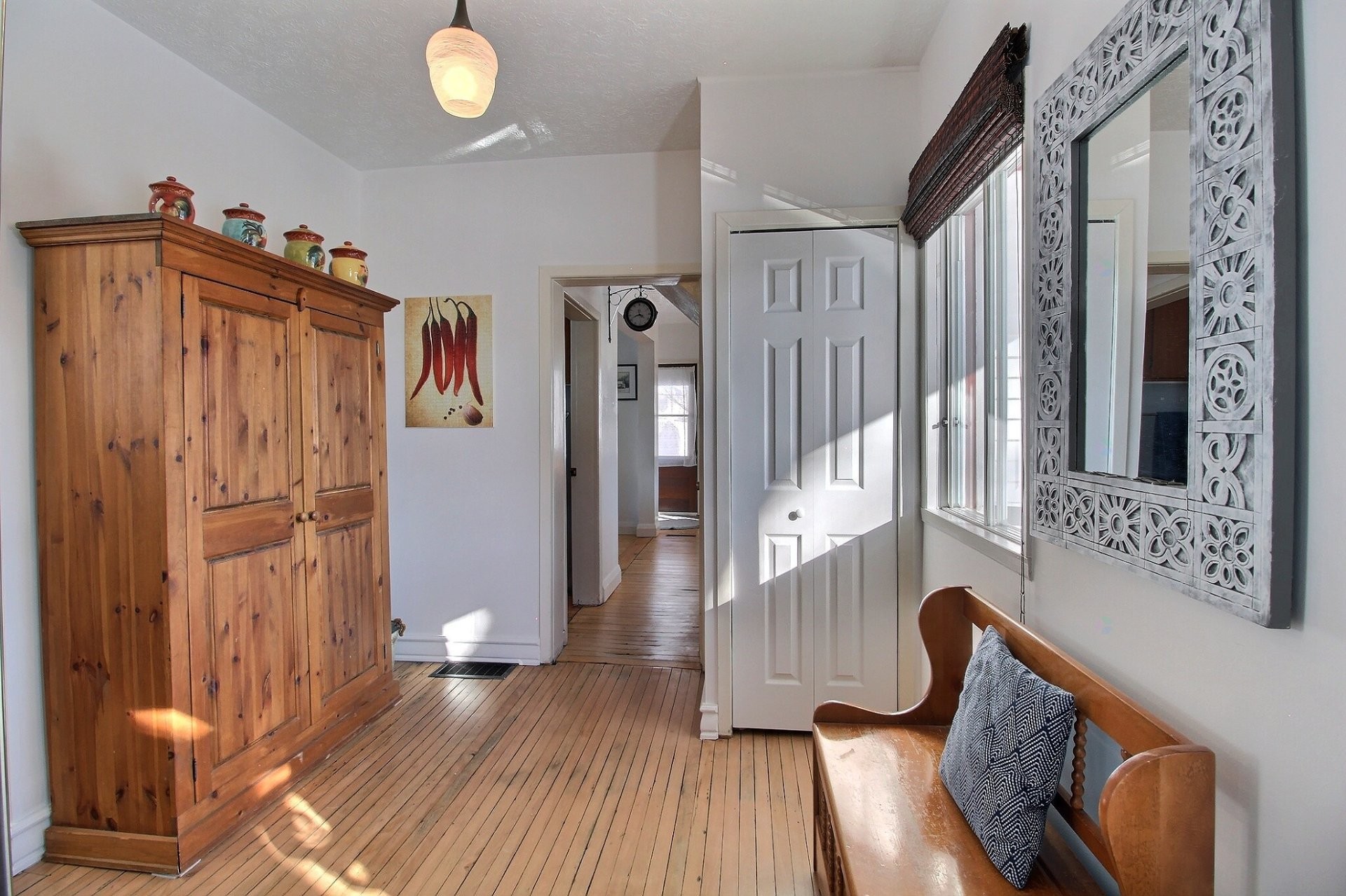 









3


Rue Vertu

,
Windsor,




QC
J1S1N4

