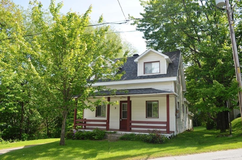 









3


Rue Vertu

,
Windsor,




QC
J1S1N4

