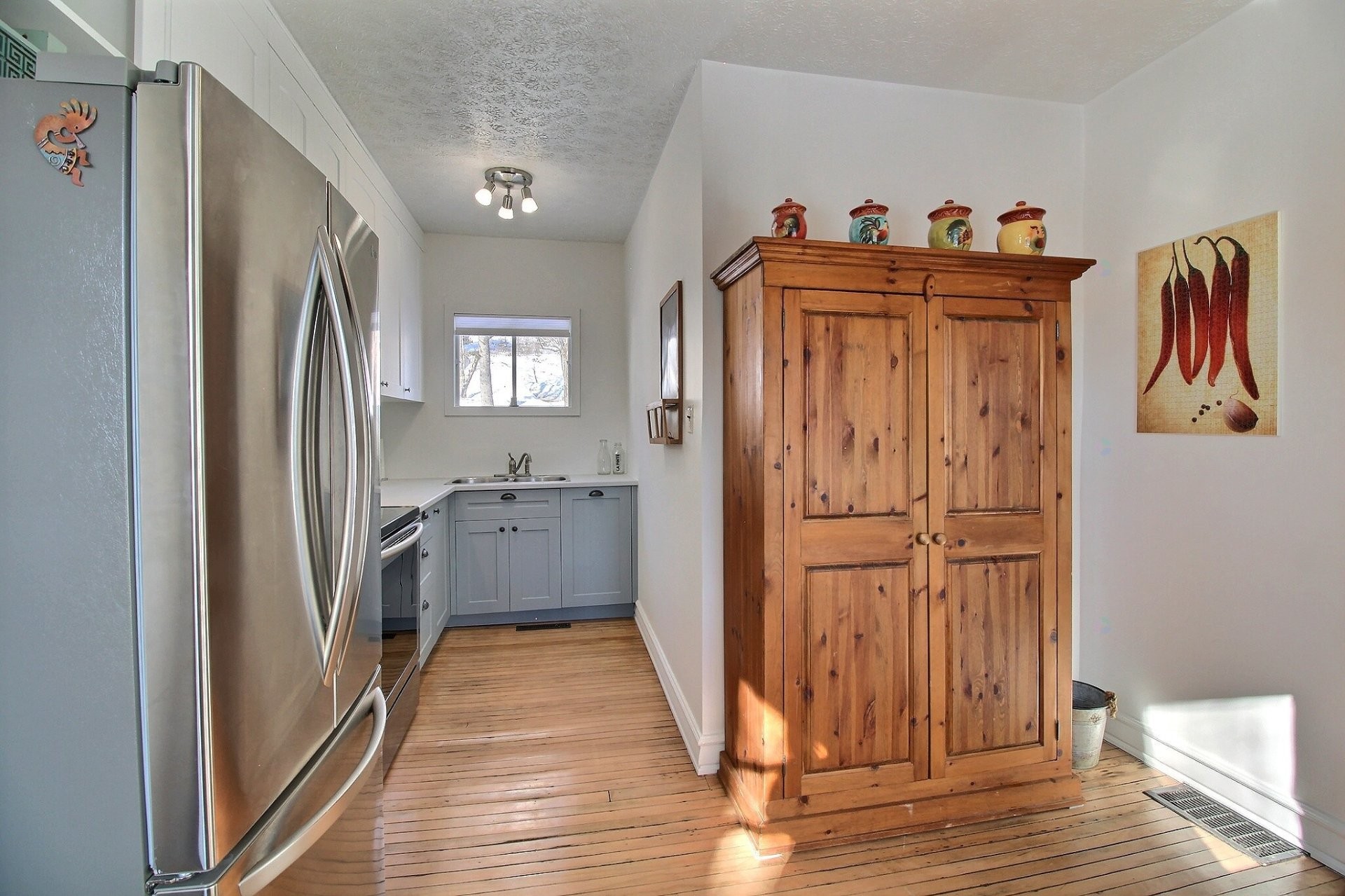 









3


Rue Vertu

,
Windsor,




QC
J1S1N4

