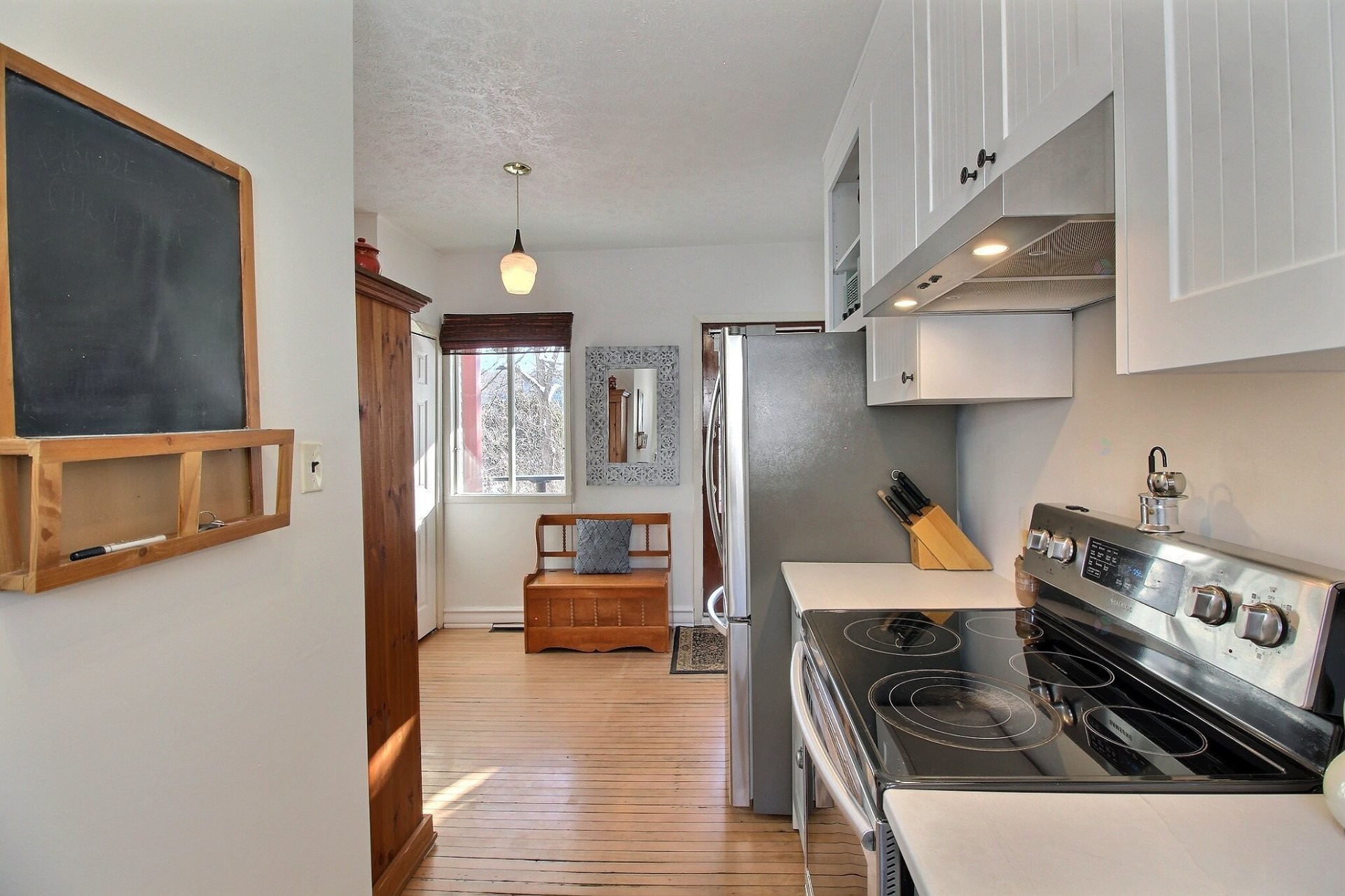 









3


Rue Vertu

,
Windsor,




QC
J1S1N4

